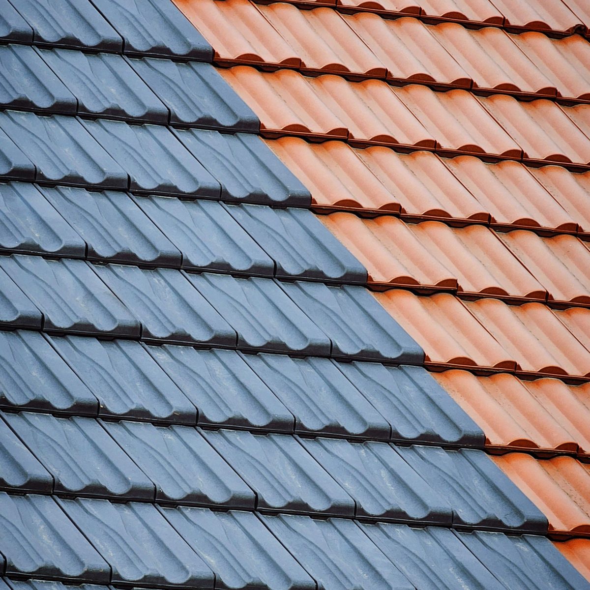 Toiture en tuiles d'une maison